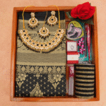 Elegant saree gift combo (3)
